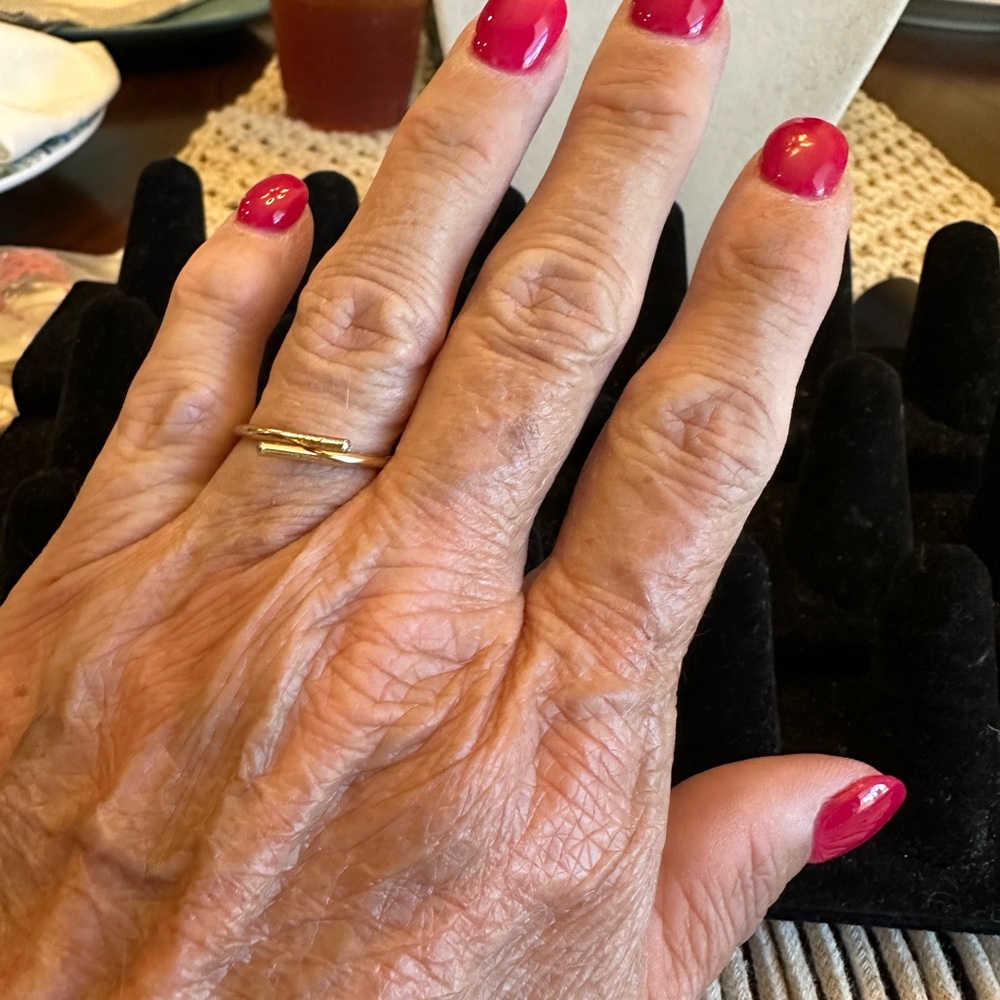 And Lovely Gold Twist Women's‎ Ring size 8 NWT